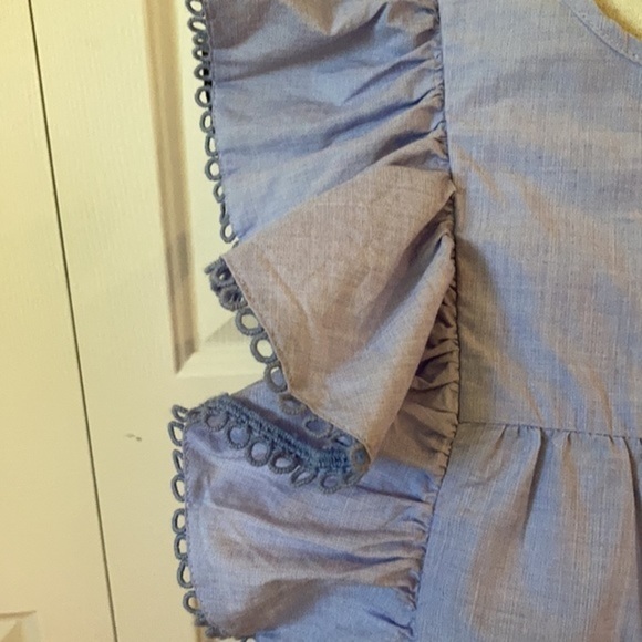 J. Crew ruffle front blue chambray blouse 4/6 - Picture 8 of 11
